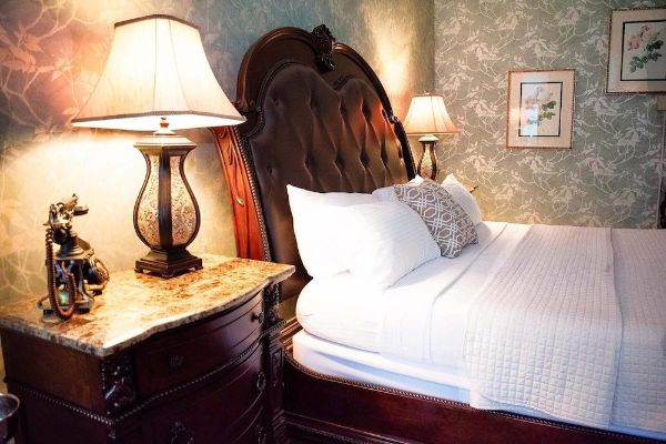 The Brewster Inn (Cazenovia)